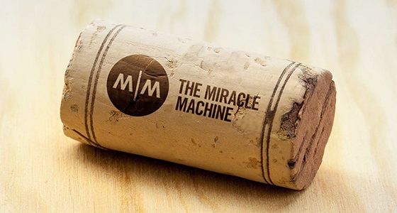 The Miracle Machine Gadget und App verwandeln Wasser zu Wein