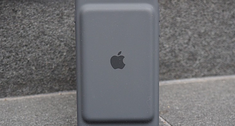 Apple Smart Battery Case