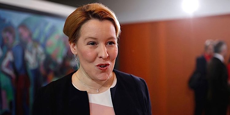 Familienministerin Giffey Mobile Apps