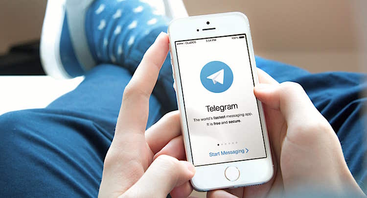 Apple iPhone Telegram Messenger