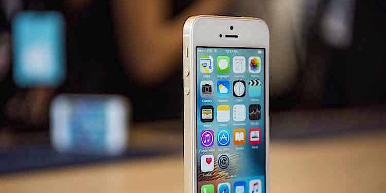 Apple iPhone SE