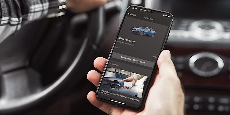 Apple iPhone BMW Connected Car