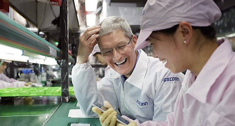 Foxconn Apple Tim Cook