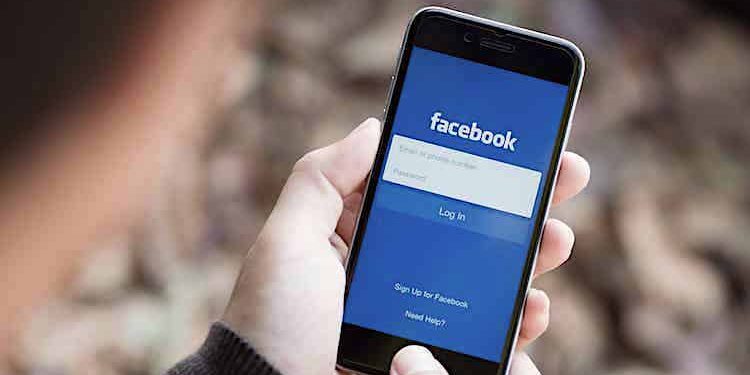 Facebook Studie: Wenn die Tochter ihre Mutter frisst