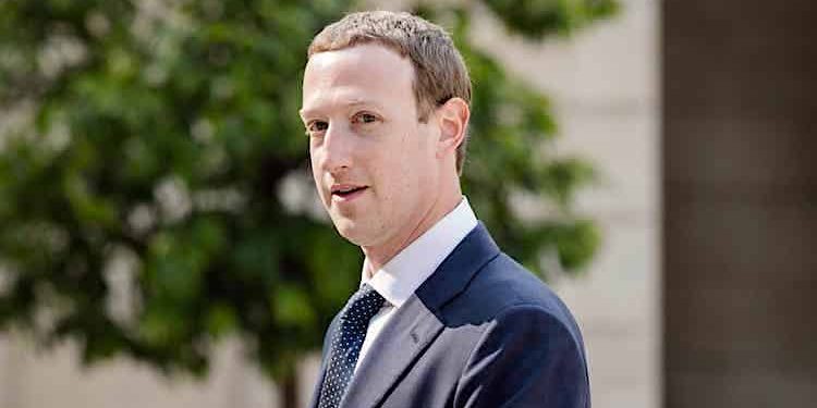 Facebook: Zuckerberg fordert genaue Untersuchung von Apple