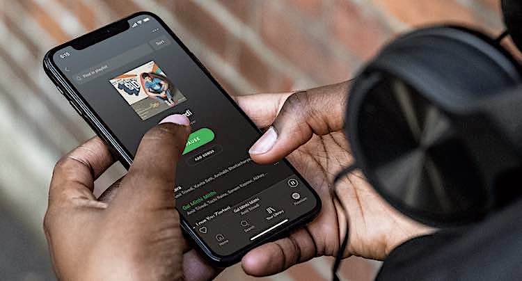 Spotify Akkuverbrauch reduzieren - so geht das richtig!
