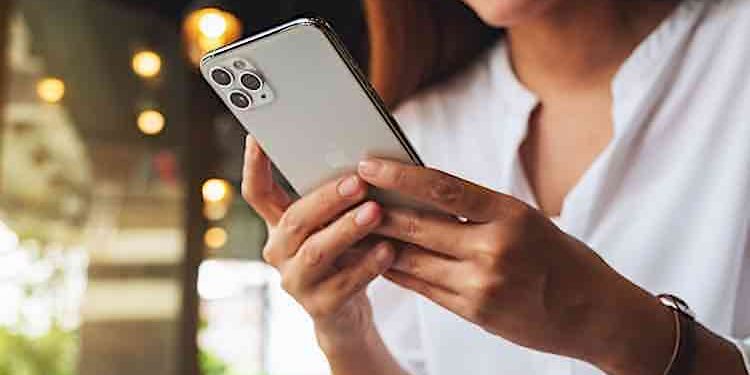 Apple: iPhone 14 angeblich ohne SIM-Kartenschacht