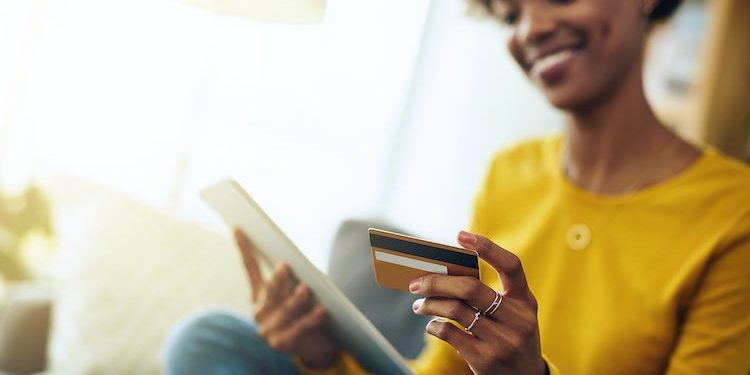Beim Online-Shopping Geld sparen: Diese Tipps helfen