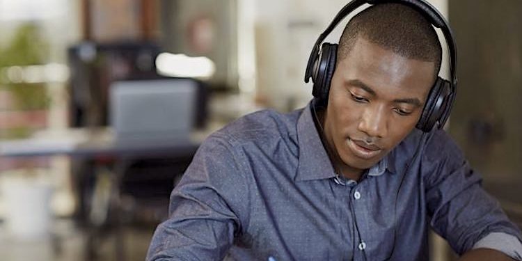 Spotify: Audiobooks startet mit 300.000 Titeln