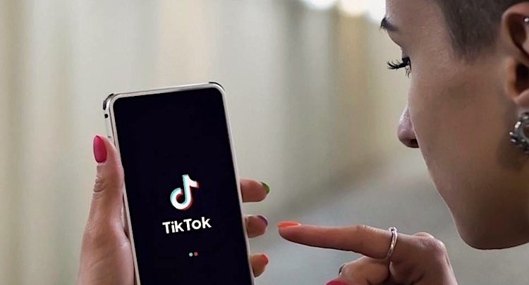 TikTok: Jugendliche nutzen Video-App als Suchmaschine