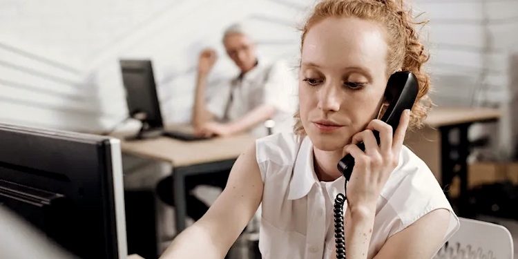 Bundesnetzagentur: Mobilfunk übertrifft Festnetz
