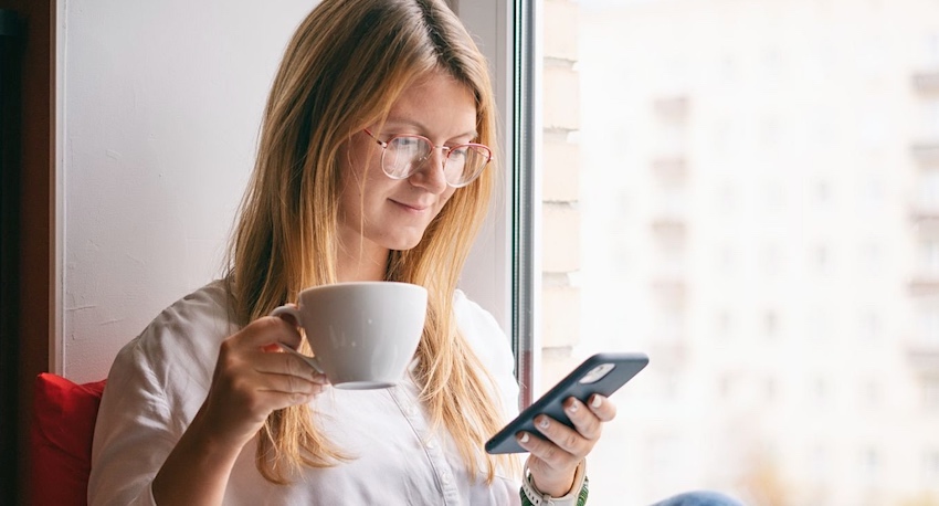 Apple steigert Umsatz und Gewinn deutlich