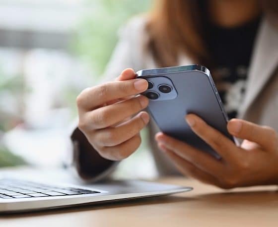 Apple: iPhone 18 wohl mit extrem hellen Display