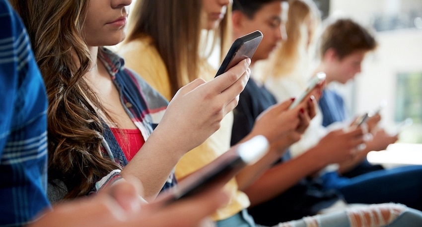 Social Media: Regierung zögert mit Verbot für Kinder