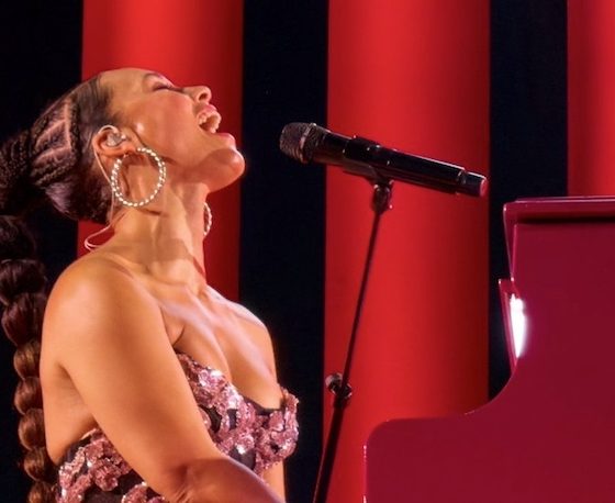Apple: Jubiläumsfeier mit Alicia Keys zum 50. Geburtstag