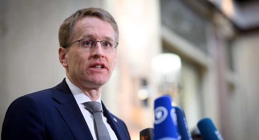 Social Media-Verbot: Ministerpräsident Günther sieht Weg „in den Abgrund“