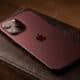Apple: iPhone 18 Pro könnte in Burgunderrot kommen