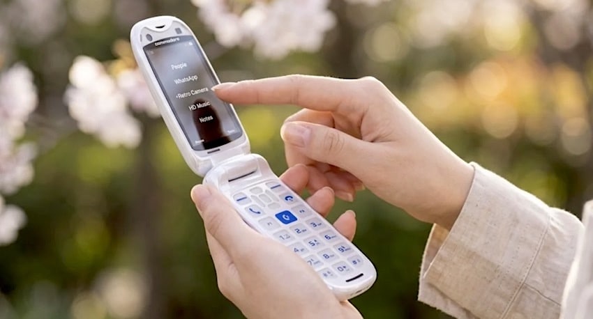 Commodore Callback 8020: Kluges Dumbphone mit WhatsApp