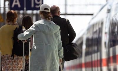 Bahnsparer: Deutsche Bahn Preissuche bei Apple erhältlich