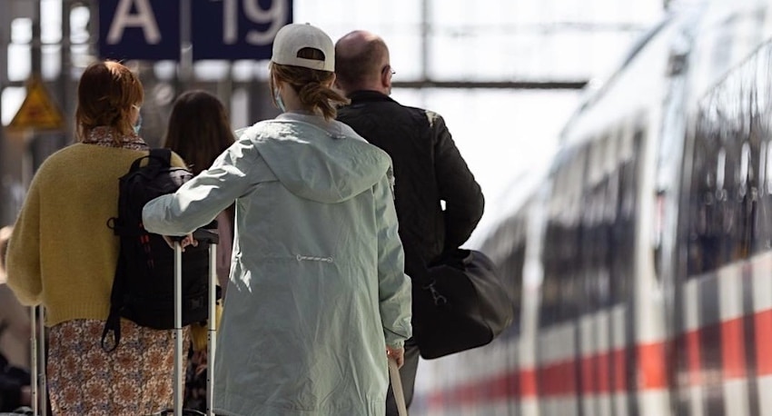 Bahnsparer: Deutsche Bahn Preissuche bei Apple erhältlich